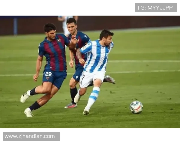 西甲激战：马竞与巴黎圣日耳曼平局点球大战引发全场狂欢