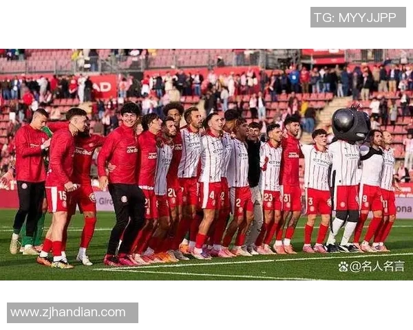 欧冠激战波尔图与马竞握手言和转会传闻引发全场热议 欧冠激战波尔图与马竞握手言和转会传闻引发全场热议