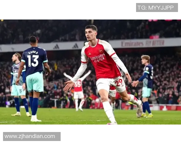 意甲激战：巴黎圣日耳曼与阿森纳战成平局乌龙球引发全场狂欢