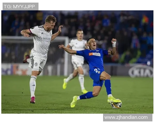 欧联杯阿森纳小胜巴萨全场沸腾转会传闻再起 欧联杯阿森纳小胜巴萨全场沸腾转会传闻再起