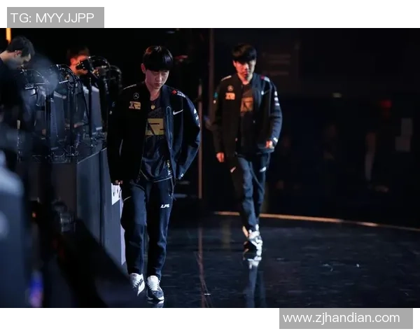 英雄联盟战术解析：深入探讨RNG战队的盯防策略与执行细节