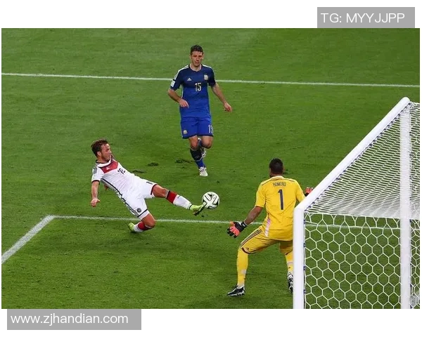 世界杯历史冷门拜仁5-1里昂乌龙球瞬间点燃全场激情