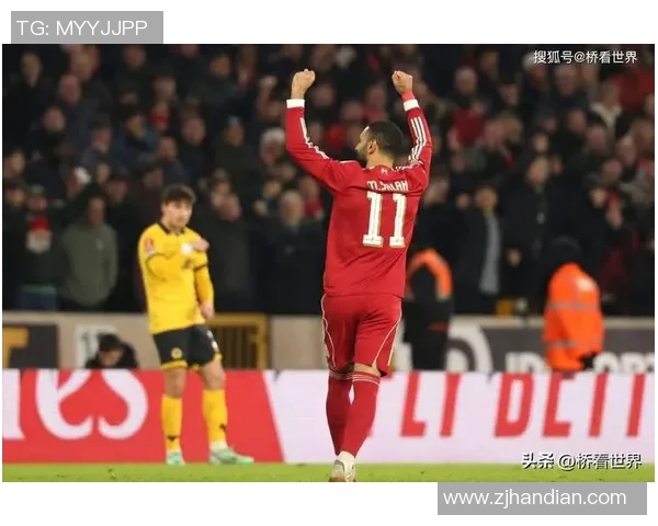 意甲焦点战：那不勒斯与利物浦互交白卷乌龙球成比赛转折点解析