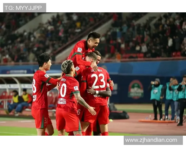 中超精彩战报巴黎圣日耳曼大胜里昂补时进球点燃全场激情